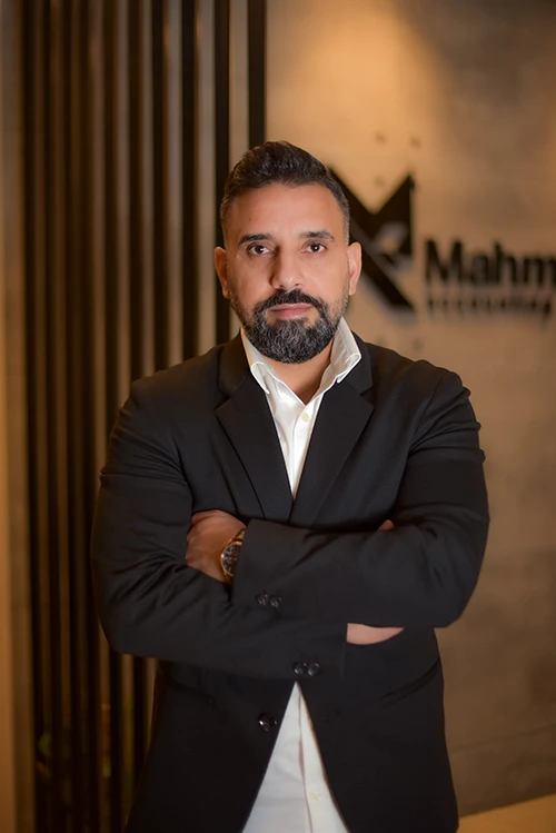 מחמוד אשקר רואה חשבון, משפטן (M.A)